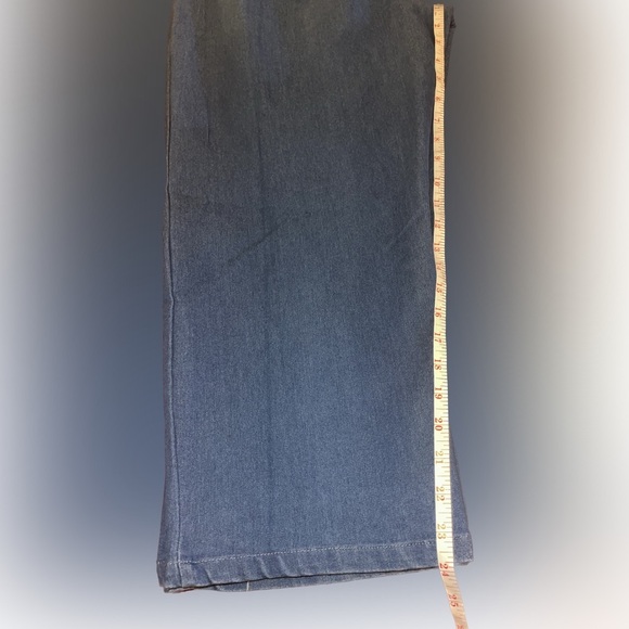 NWT $50R Derek Heart Denim Jumpsuit With Front Cutout . - Picture 8 of 10